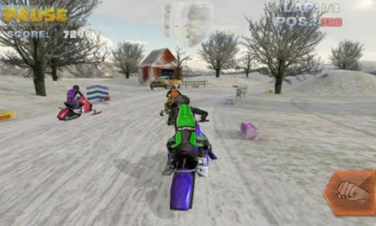 雪上摩托车